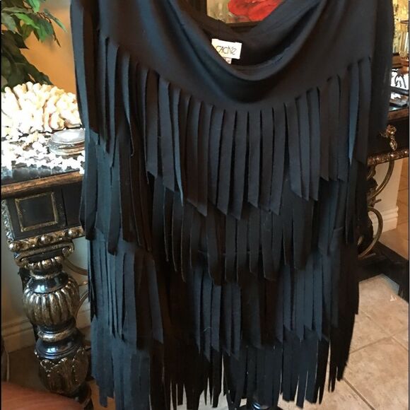 🎃- Cache Fringe Skirt - Picture 1 of 8